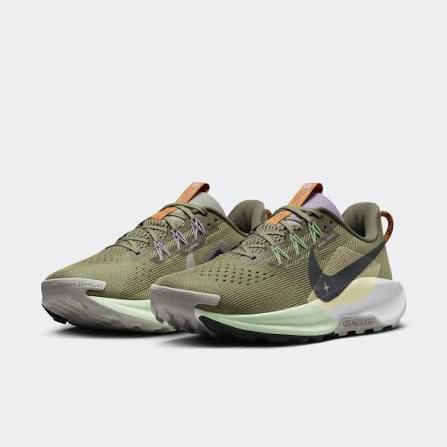 Nike Pegasus Trail Light Bone